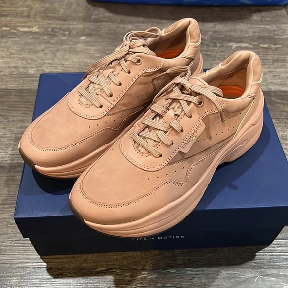 NWT Ladies Rockport Athletic Shoes Tuscan Color - Picture 1 of 7